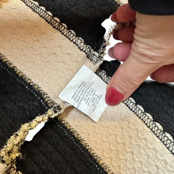 Lore Black Gold Cream Striped Strapless Pleated Fit and Flare Dress Size M Lo're - Picture 10 of 10